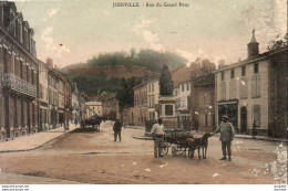 D52   JOINVILLE   Rue Du Grand Pont  ..........  Avec Attelage De Chiens ........  Carte De 2ème Choix - Joinville