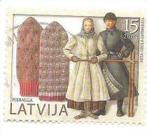 (!) Lettland - Tracht Und Handschuhe 2004 Gebraucht (0) - Latvia