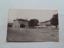 (Drôme - 26) -  Donzère  -  Groupe Scolaire..............voir Scans - Donzère