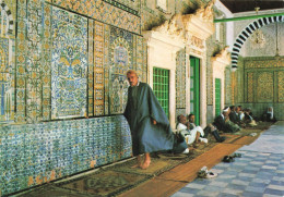 TUNISIE - Kairouan - Mosquée Sidi Sahbi - Animé - Vue Générale - Carte Postale - Tunesien