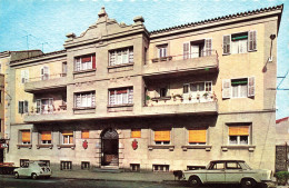 ESPAGNE - Avila (Espaga) - Hotel Reina Isable - Vue En Façade - Face à L'entrée - Carte Postale - Ávila