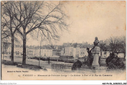 AGCP6-56-0496 - VANNES - Monument De L'ecrivain Lesage - La Rabine Le Port Et La Rue Du Commerce - Vannes