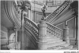 AGCP4-56-0355 - VANNES - L'hotel De Ville - Le Grand Escalier - Vannes