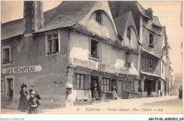 AGCP4-56-0326 - VANNES - Vieilles Maisons - Place Cabello - Vannes