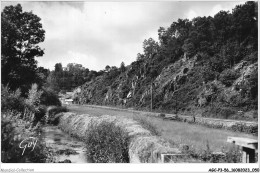 AGCP3-56-0212 - ROCHEFORT-EN-TERRE - La Vallee Du Gueuzon - Rochefort En Terre