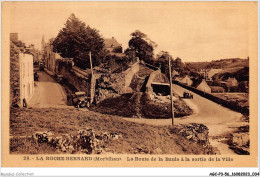 AGCP3-56-0204 - LA ROCHE BERNARD - La Route De La Baule A La Sortie De La Ville - La Roche-Bernard