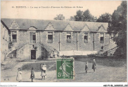AGCP1-56-0052 - PONTIVY - La Cour Et L'escalier D'honneur Du Chateau De Rohan - Pontivy
