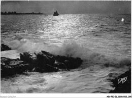 AGCP10-56-0825 - QUIBERON - Effet De Vague - Quiberon