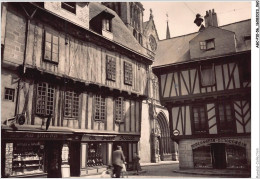 AGCP10-56-0810 - VANNES - Place Henri IV - Vannes