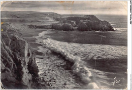 AGCP10-56-0815 - COTES DE BRETAGNE - Presqu'ile De QUIBERON - Entre Port Blanc La Mer Deferle Avec Furie - Quiberon