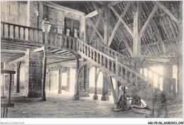 AGCP8-56-0646 - AURAY - Interieur De La Vieille Halle - L'escalier - Auray