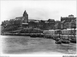 AGDP11-76-0791 - LE TREPORT - Le Quai - L'église  - Le Treport