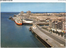 AGDP10-76-0754 - LE HAVRE - Le Cap-ferry à Quai  - Porto