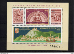 HONGRIE 1975 Journée Du Timbre, Château De Visegrad Yvert BF 121, Michel Block 115 NEUF** MNH Cote 15 Euros - Blokken & Velletjes