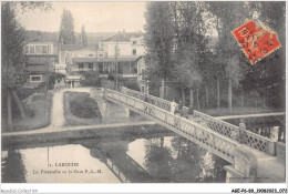 AGEP6-89-0517 - LAROCHE - Passerelle Et La Gare P-l-m - Laroche Saint Cydroine