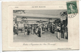 CPA En Cuvette Embossée Voyagé 1913 * PARIS Au Bon Marché Galerie D'Exposition Des Arts Décoratifs (très Animée) - Expositions