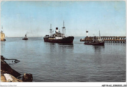 AGFP6-62-0549 - BOULOGNE-SUR-MER - L'entrée Du Port Et Le Phare  - Boulogne Sur Mer