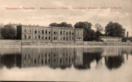 N°2130 W -cpa Thionville -les Hôpitaux Militaires- - Thionville