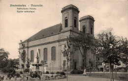 N°2131 W -cpa Thionville -église Catholique- - Thionville