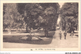 AGGP6-88-0443 - VITTEL - La Grande Allée - Contrexeville