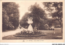 AGGP4-88-0293 - VITTEL - Une Allée Du Parc - Contrexeville