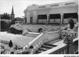 AGGP10-88-0772 - VITTEL - Le Casino Et La Chapelle Saint-louis - Contrexeville