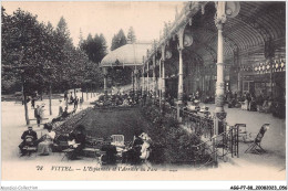 AGGP7-88-0549 - VITTEL - L'esplanade Et L'arrivée Au Parc - Contrexeville