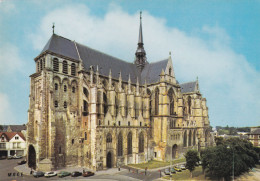 02, Saint Quentin, La Basilique - Narbonne