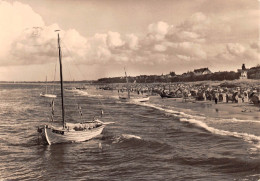 Ostseebad Ahlbeck Schiffe Und Strand Glca.1970 #169.467 - Sonstige & Ohne Zuordnung
