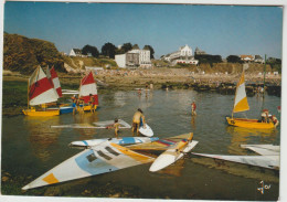 LE POULDU  LE CENTRE NAUTIQUE ET LA PLAGE - Le Pouldu