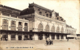 *CPA - 69 LYON - 6ème - Gare Des Brotteaux - Triporteur - Lyon 6