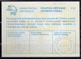 VANUATU / NOUVELLES HEBRIDES   La22 International Reply Coupon Reponse Antwortschein IRC IAS  O PORT - VILA 11.12.81 - Vanuatu (1980-...)