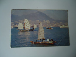 HONG KONG   POSTCARDS  1972 BOATS VIEW OF THE HARBOR  FOR MORE PURCHASES 10% DISCOUNT - Cina (Hong Kong)