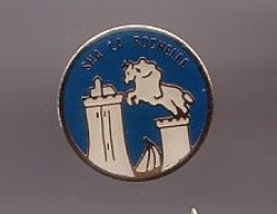 Pin's SMA  La Rochelle En Charente Maritime Dpt 17 Tours Et Cheval Réf 1606 - Städte