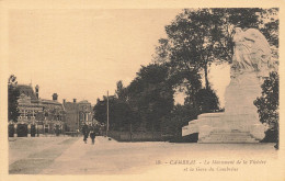 Cambrai * Place , Rue , Monument Notre Dame Et Gare De Cambrésis - Cambrai