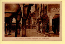 22. DINAN – Place Des Cordeliers – Vue Des Porches (voir Scan Recto/verso) - Dinan