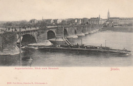 BINNENSCHIFFE - ELBE, Frachtschiff Mit Eingefahrenem Kaminen Vor Dresden, Ca. 1905 - Koopvaardij