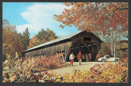 Cowansville - Québec - Pont Couvert - Old Covered Bridge - Voiture Triumph TR-3 - Photo Ozzie Sweet - No: DR-54408-B - Altri & Non Classificati