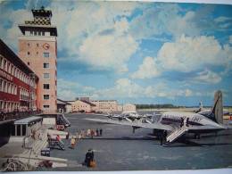 Avion / Airplane / AIR FRANCE / DC-4 / Seen At München Airport / Flughafen München-Riem - 1946-....: Era Moderna