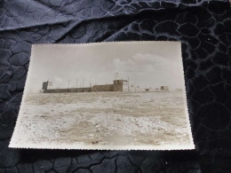 P-122 , Photo Guerre D'Algérie ,  Environs De Djebel Doukkane ,vue Du Fort, 1961 - Krieg, Militär