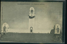 VILLERS BRETONNEUX LE MEMORIAL   (    Mes Cartes Ne Sont Pas Jaunies ) - Villers Bretonneux