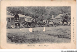 CAR-AAUP3-0193 - LESOTHO - LESSOUTO - L'ancien Wagon - En Etat - Lesotho