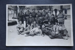 Carte Photo Bataillon De Chars De Combat Les Corvées - Guerra, Militares