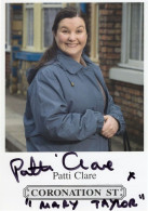 Patti Clare Coronation Street Hand Signed Cast Card Photo - Attori E Comici 