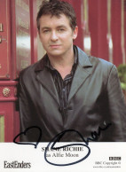 Shane Richie As Alfie Moon Eastenders Hand Signed Cast Card Photo - Actores Y Comediantes 