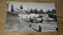 BOU SAADA, Place Des Chameliers Et Mosquée Des Ouled Amida ............... BE2-18941 - Other & Unclassified