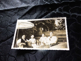 P-166 , Photo, Rouen, Petit Apéritif à La Jolie Bâtisse , 1935 - Anonyme Personen