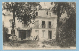 0542  CPA  TOURS  (Indre Et Loire) Le Castel Fleuri - Pension De Famille - Confortable Moderne   ++++++++ - Tours