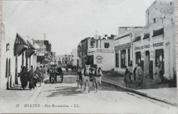 C. P. A. : Maroc : MEKNES : Rue Rouamzine, " Quincaillerie Franco Marocaine", Animé - Meknes