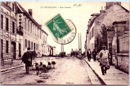 27 LE NEUBOURG - La Rue Carnot. - Autres & Non Classés